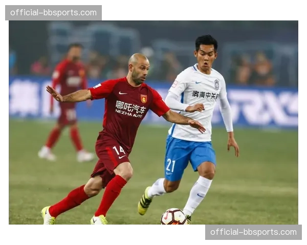 【2026年4月中超联赛·评论·观点评论：保护进攻天才？针对重点球员的肋部犯规是否应得到更严厉处罚